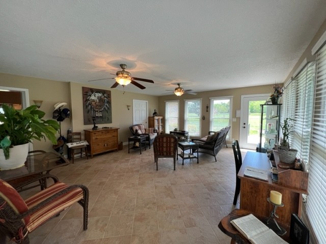 181 Kades Ct
