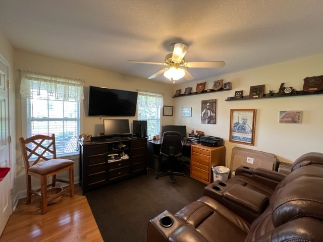 181 Kades Ct