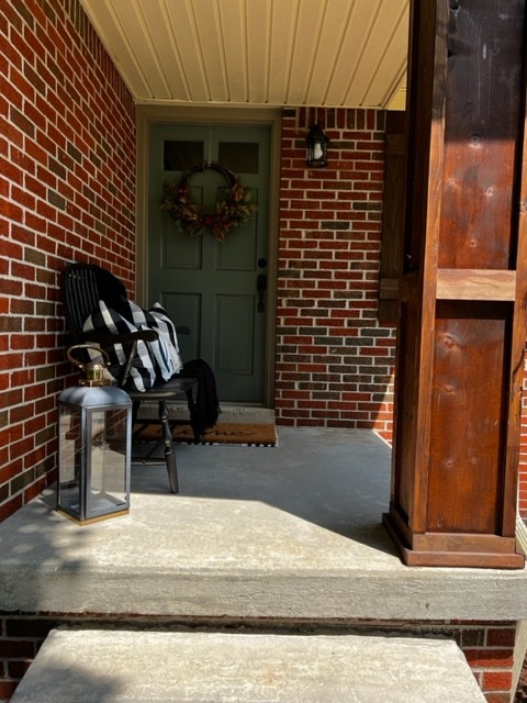 1009 Holders Cove Rd