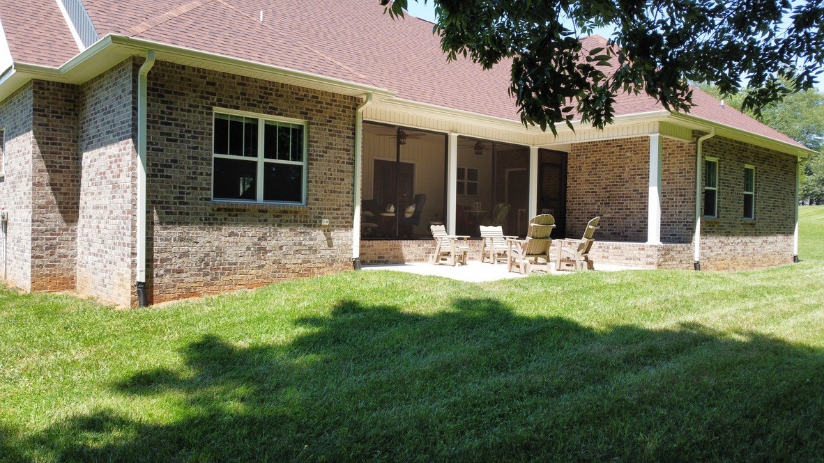 112 Queens Cir
