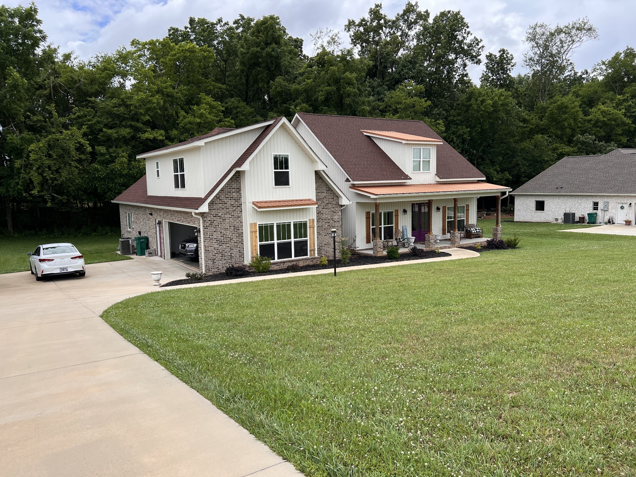 112 Queens Cir