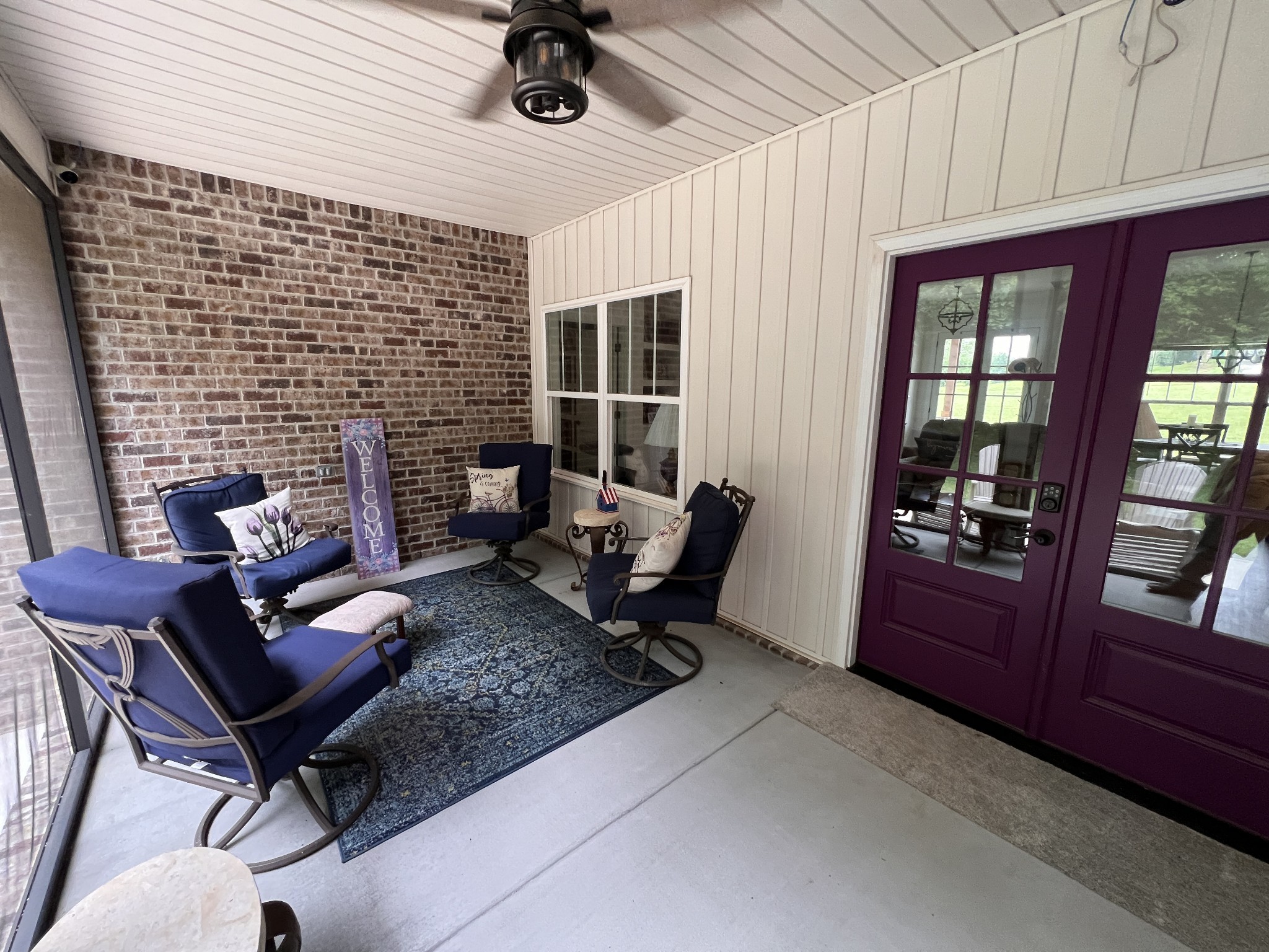 112 Queens Cir