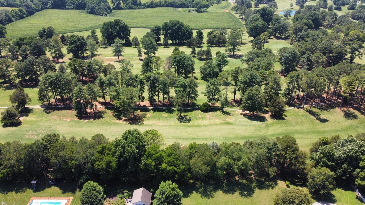 112 Queens Cir