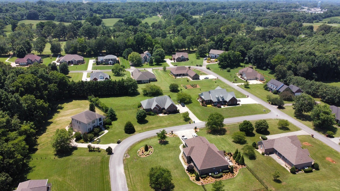 112 Queens Cir