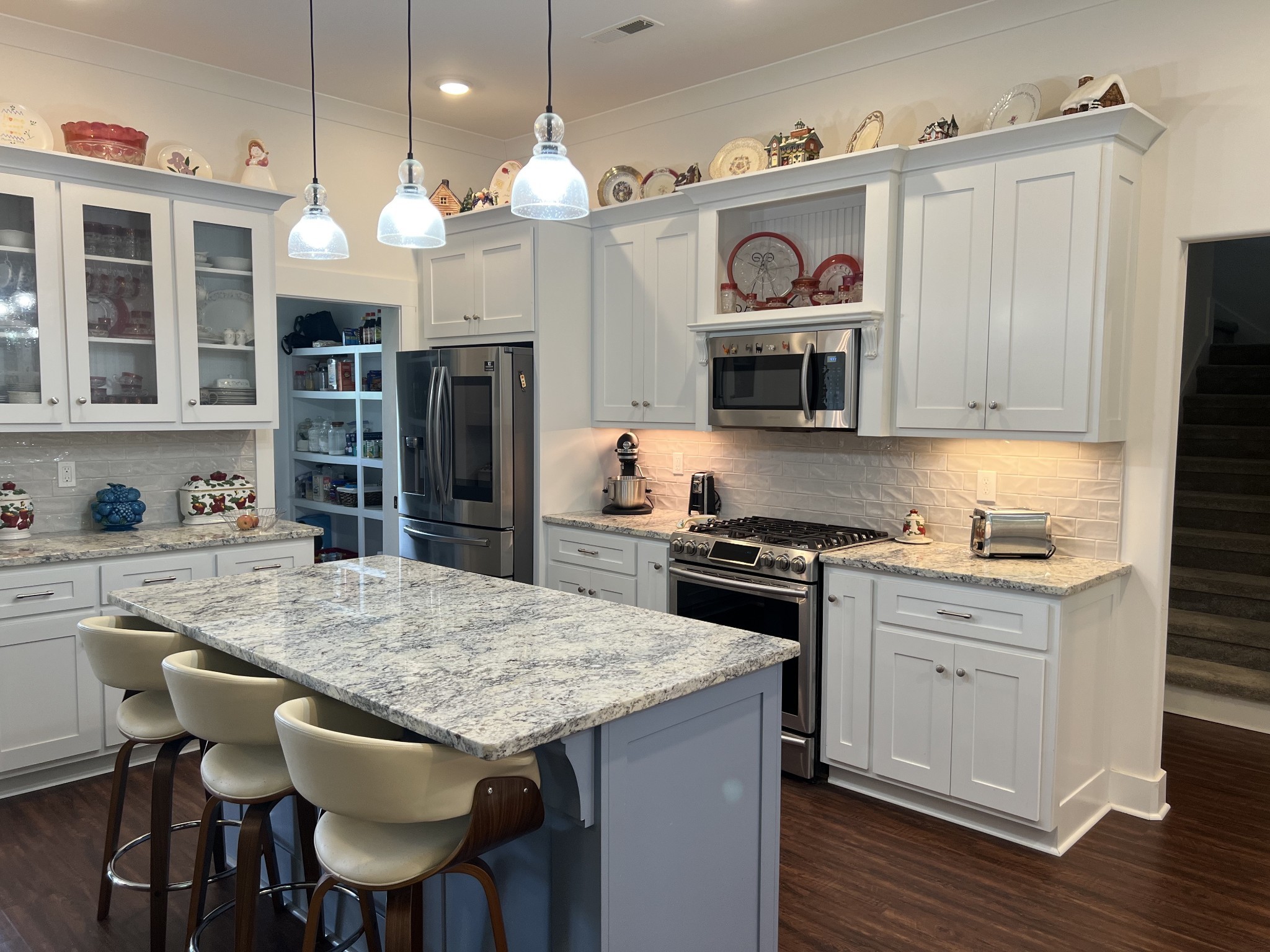 112 Queens Cir