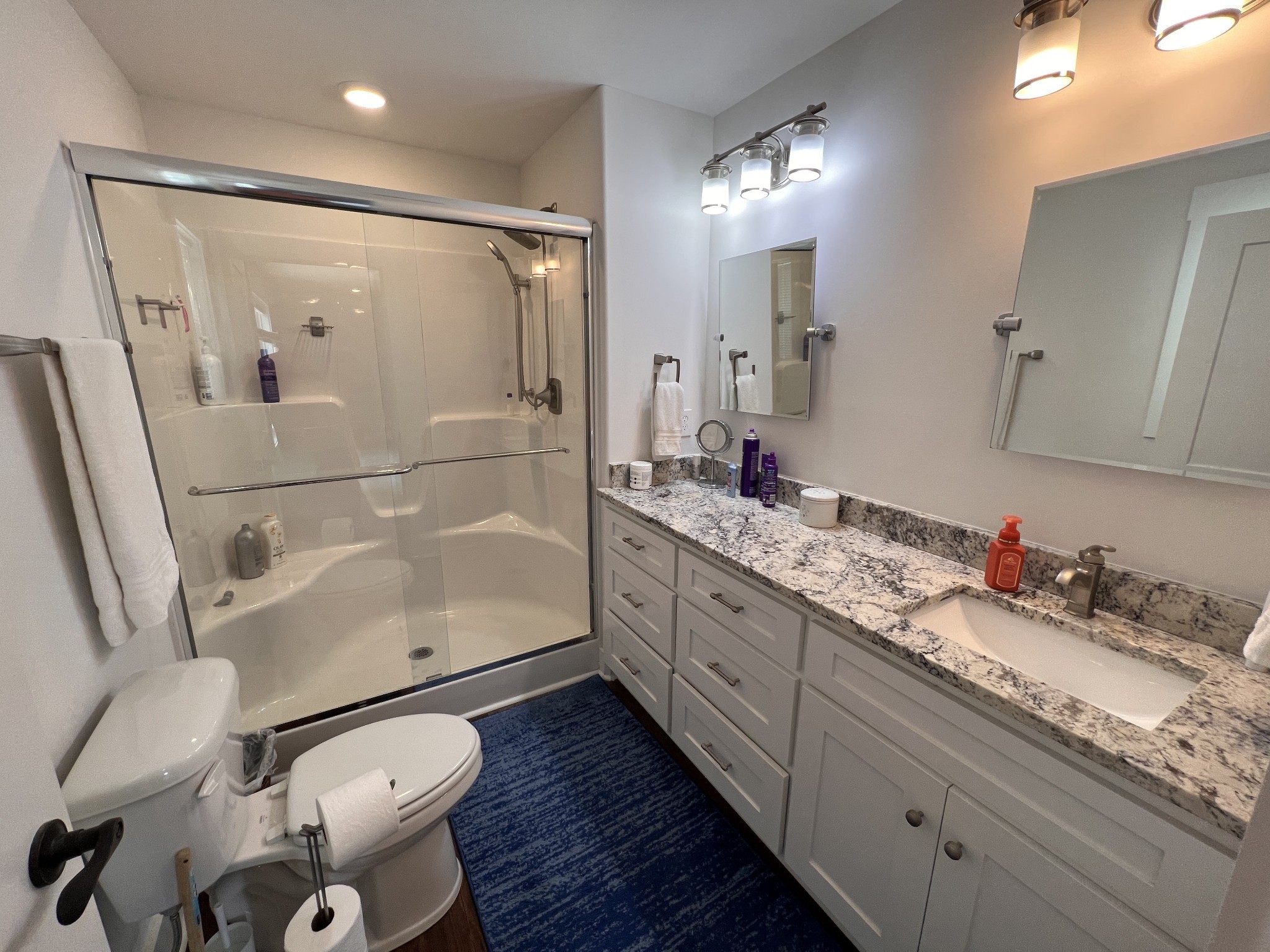 112 Queens Cir