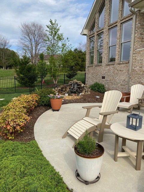 103 Suntan Ct