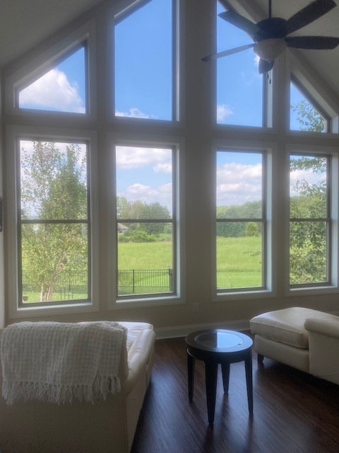 103 Suntan Ct
