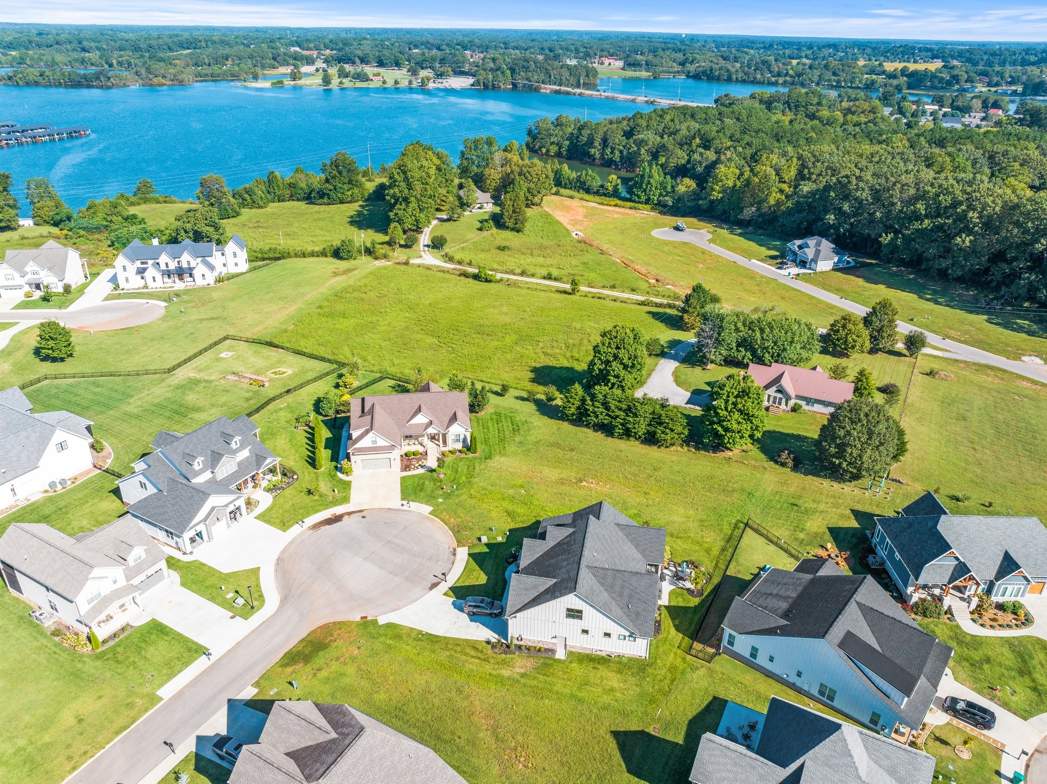 103 Suntan Ct