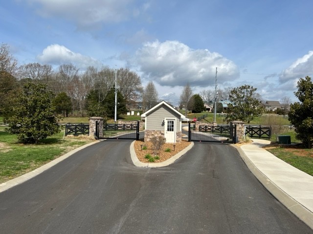 32 Driftwood Ct