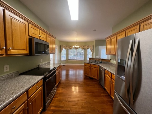 142 Crimson Dr