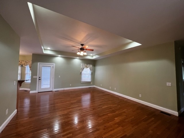 142 Crimson Dr