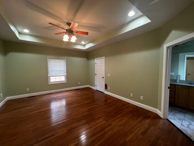 142 Crimson Dr