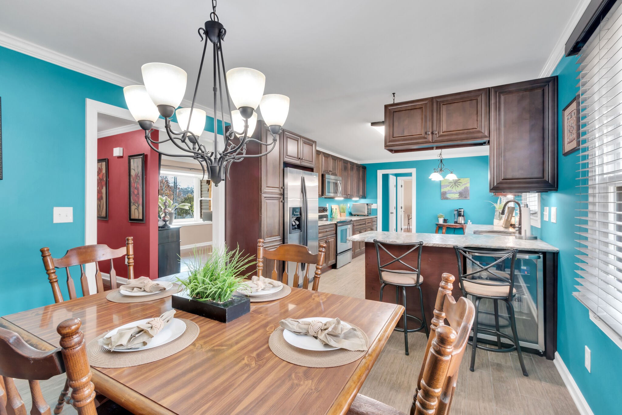 101 Shoreline Dr