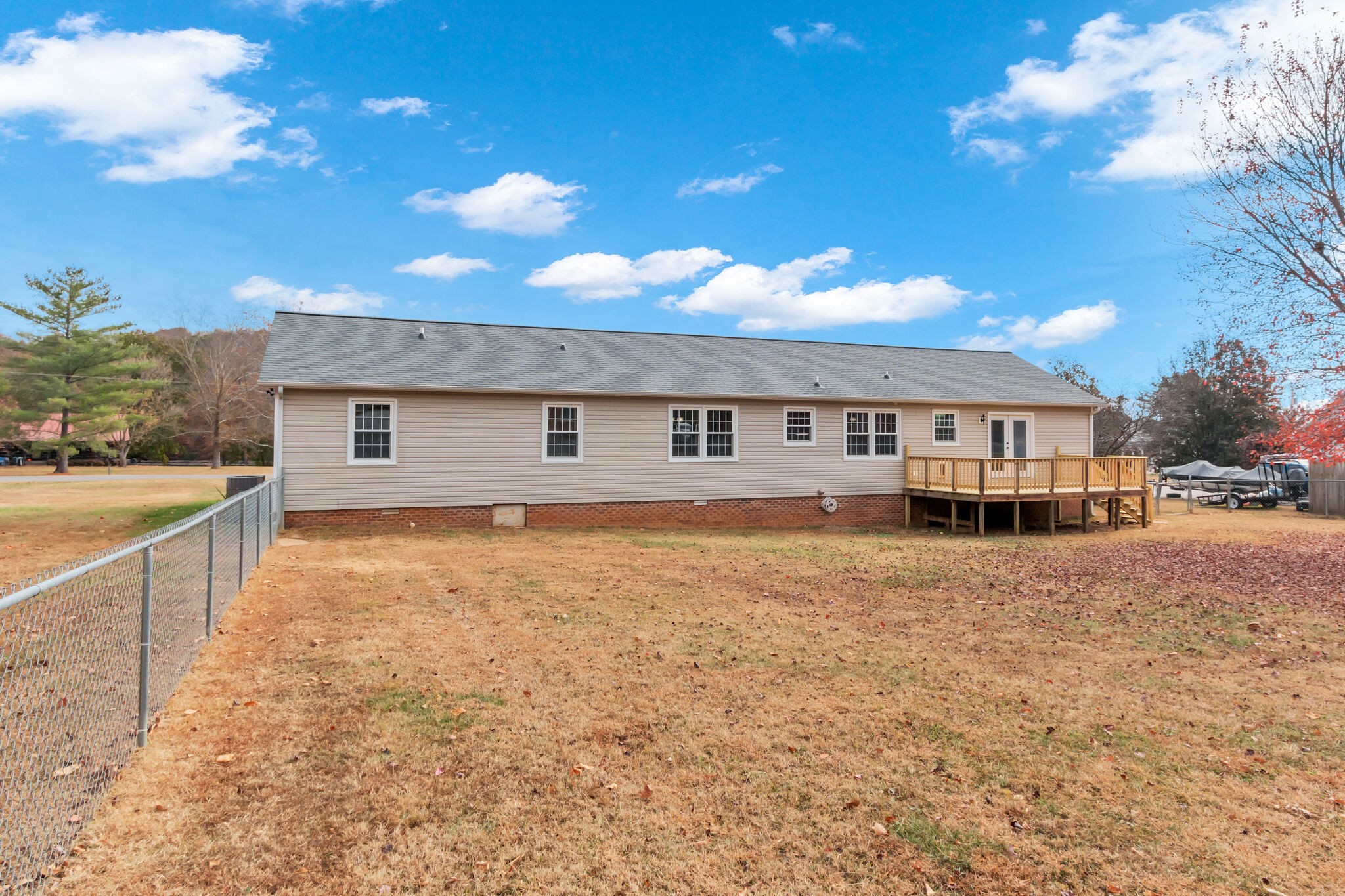 101 Shoreline Dr