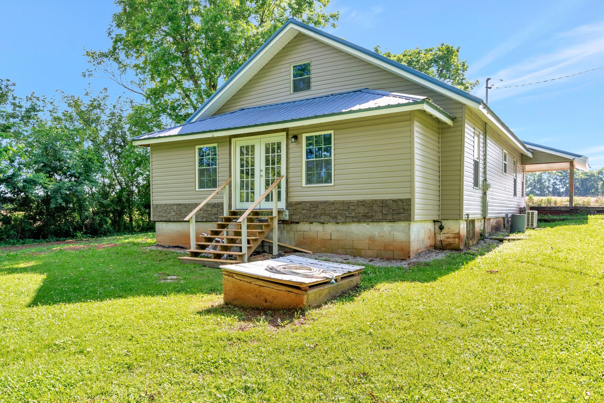 2671 Francisco Rd