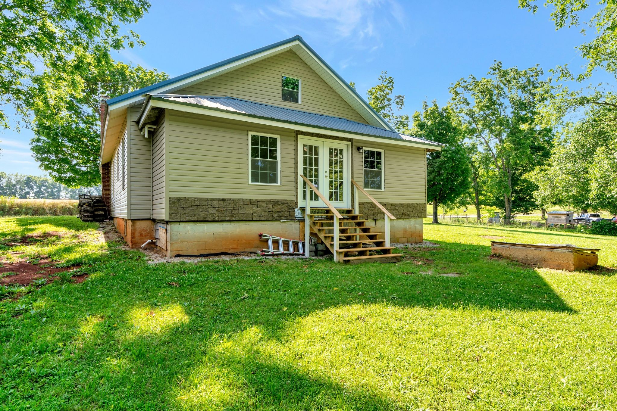 2671 Francisco Rd