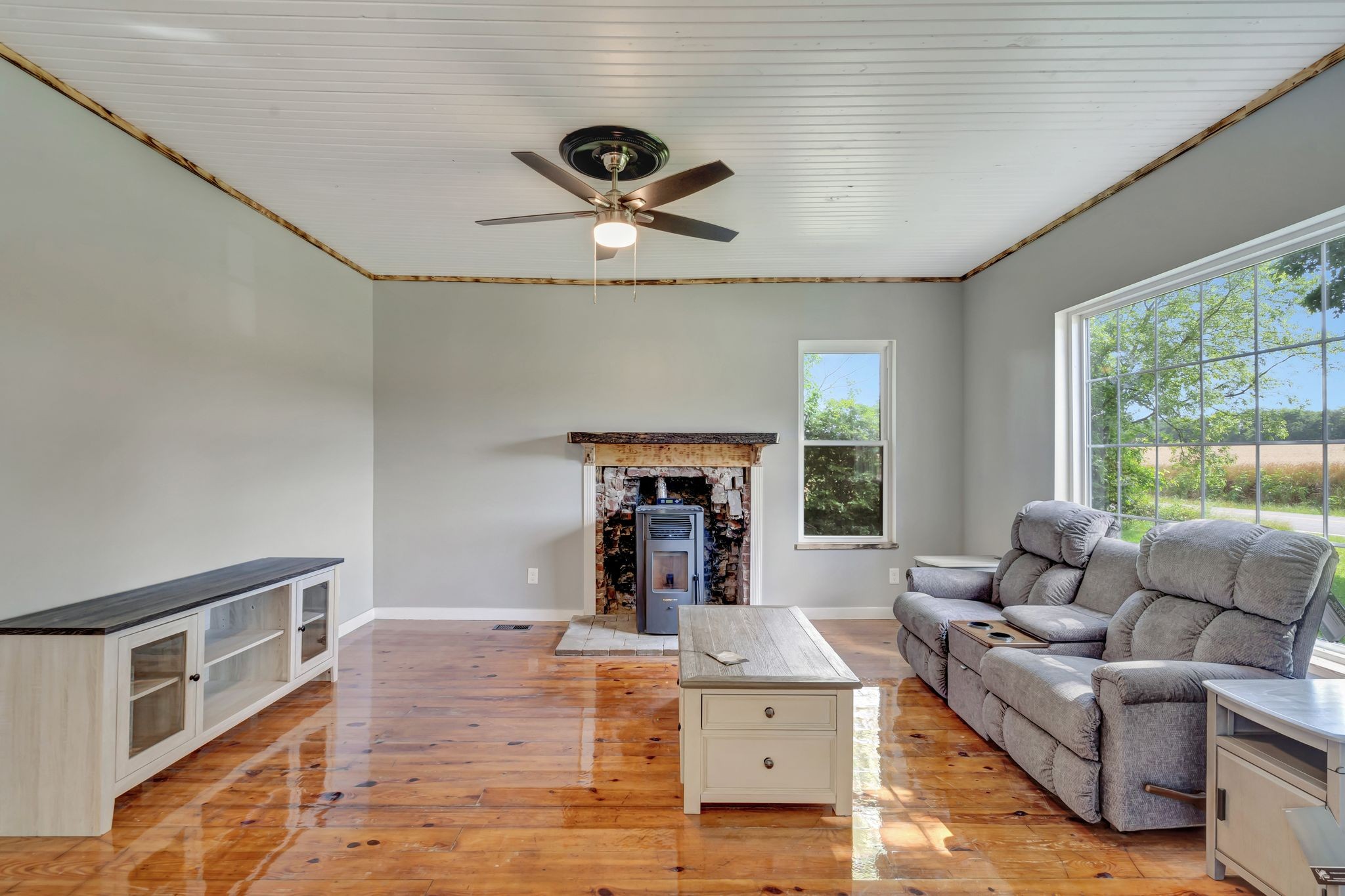 2671 Francisco Rd