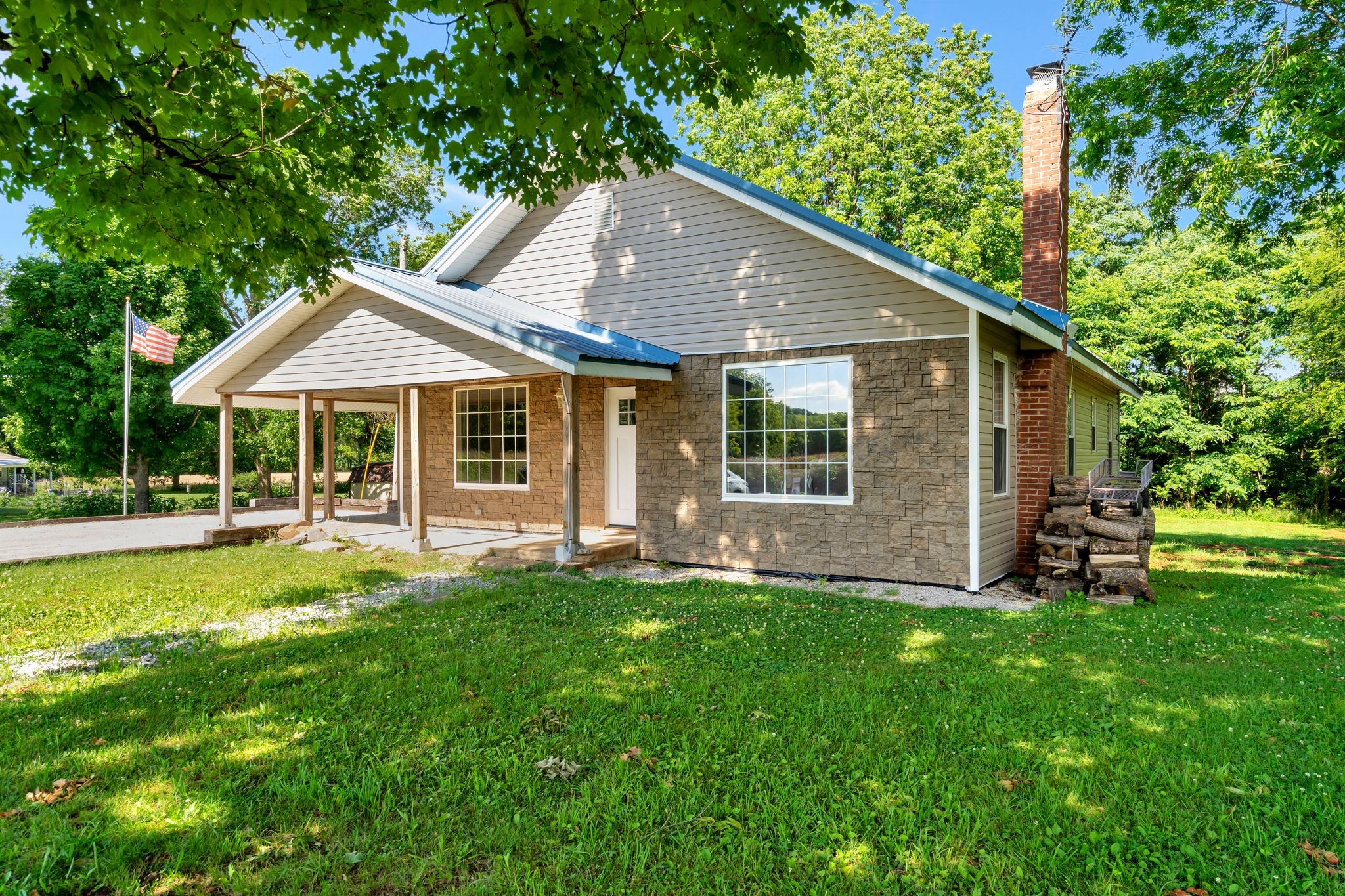 2671 Francisco Rd