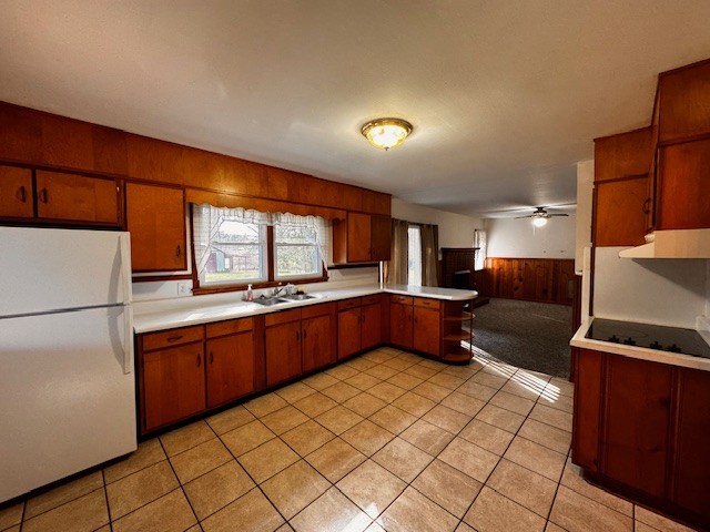 206 Edgewater Dr