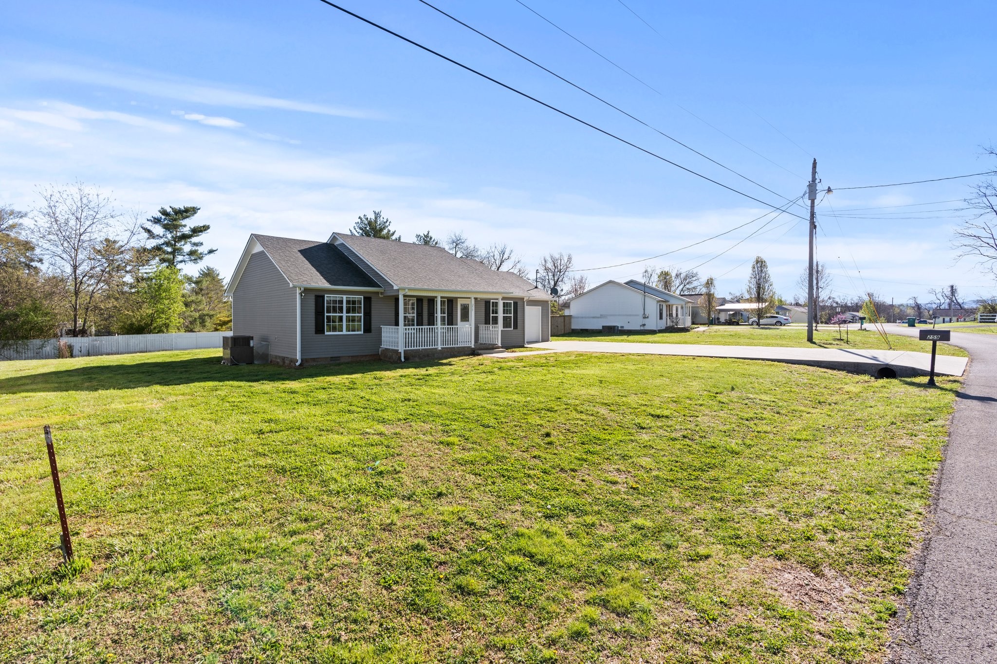 259 Strawberry Dr
