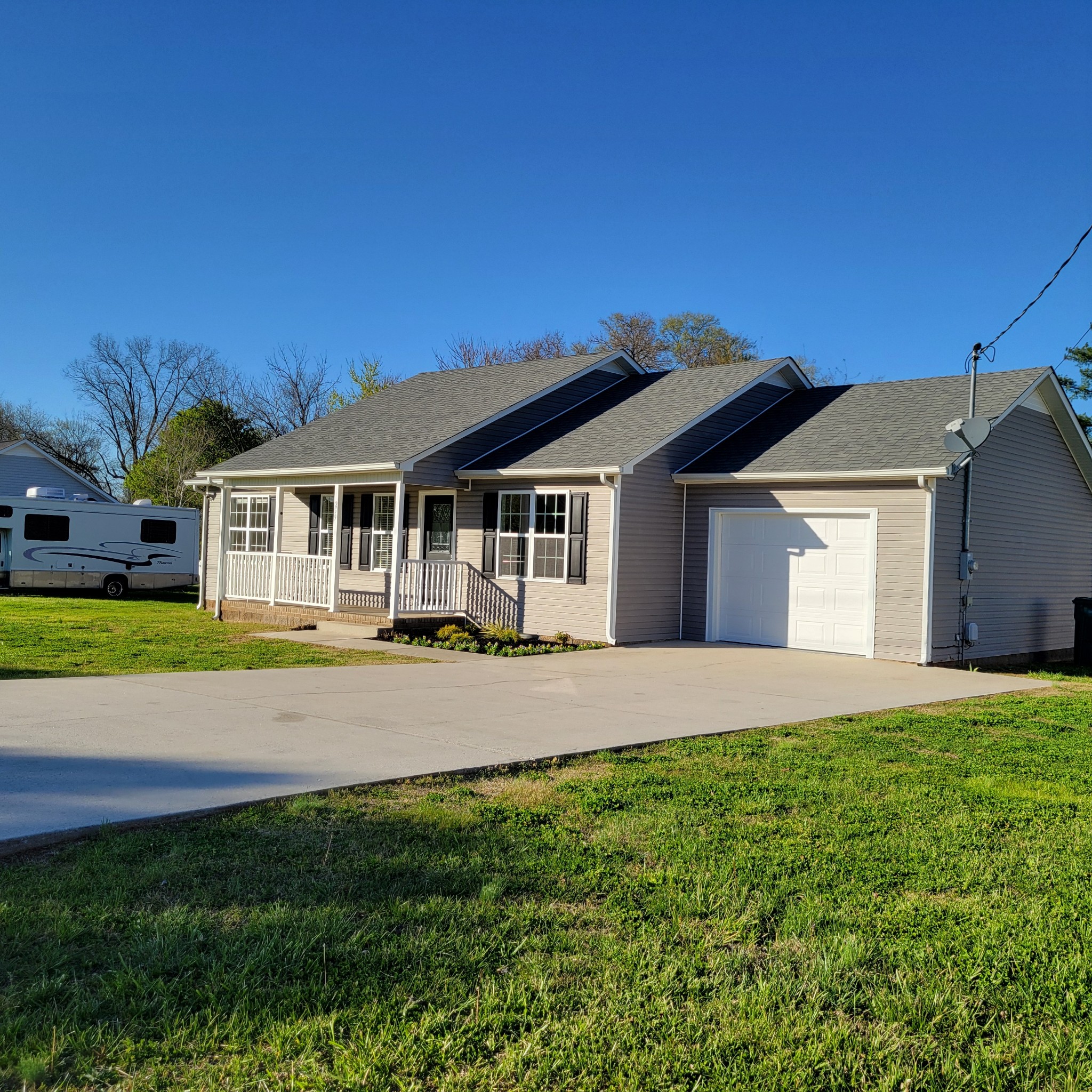259 Strawberry Dr