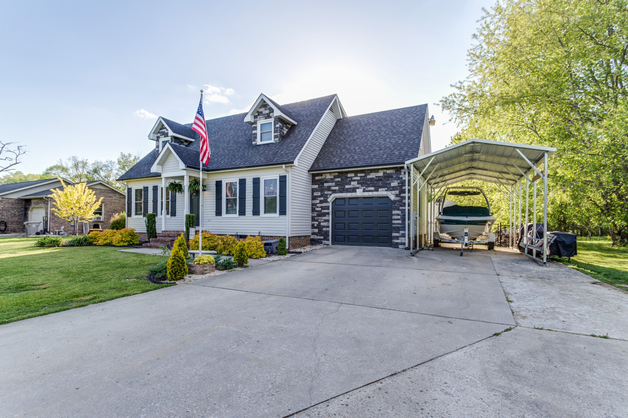 166 Timberlake Dr