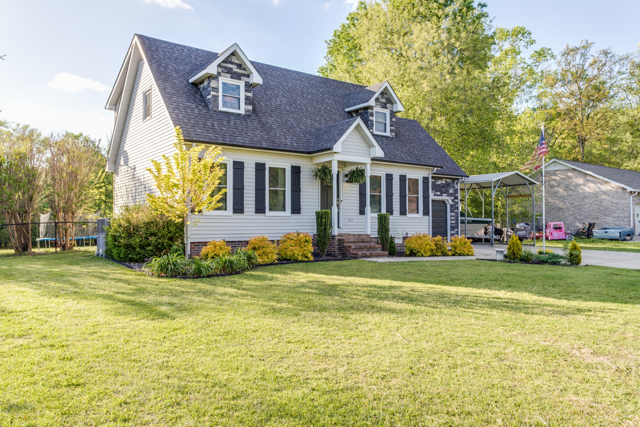 166 Timberlake Dr