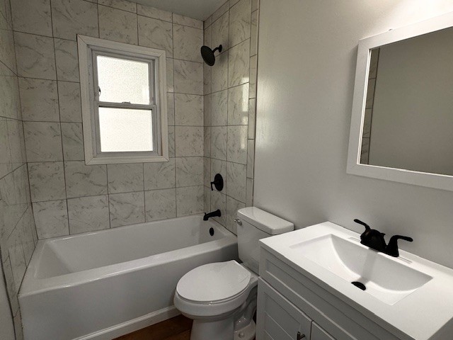 233 Glen Oak Cir