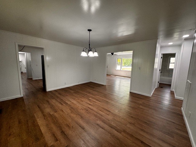 233 Glen Oak Cir