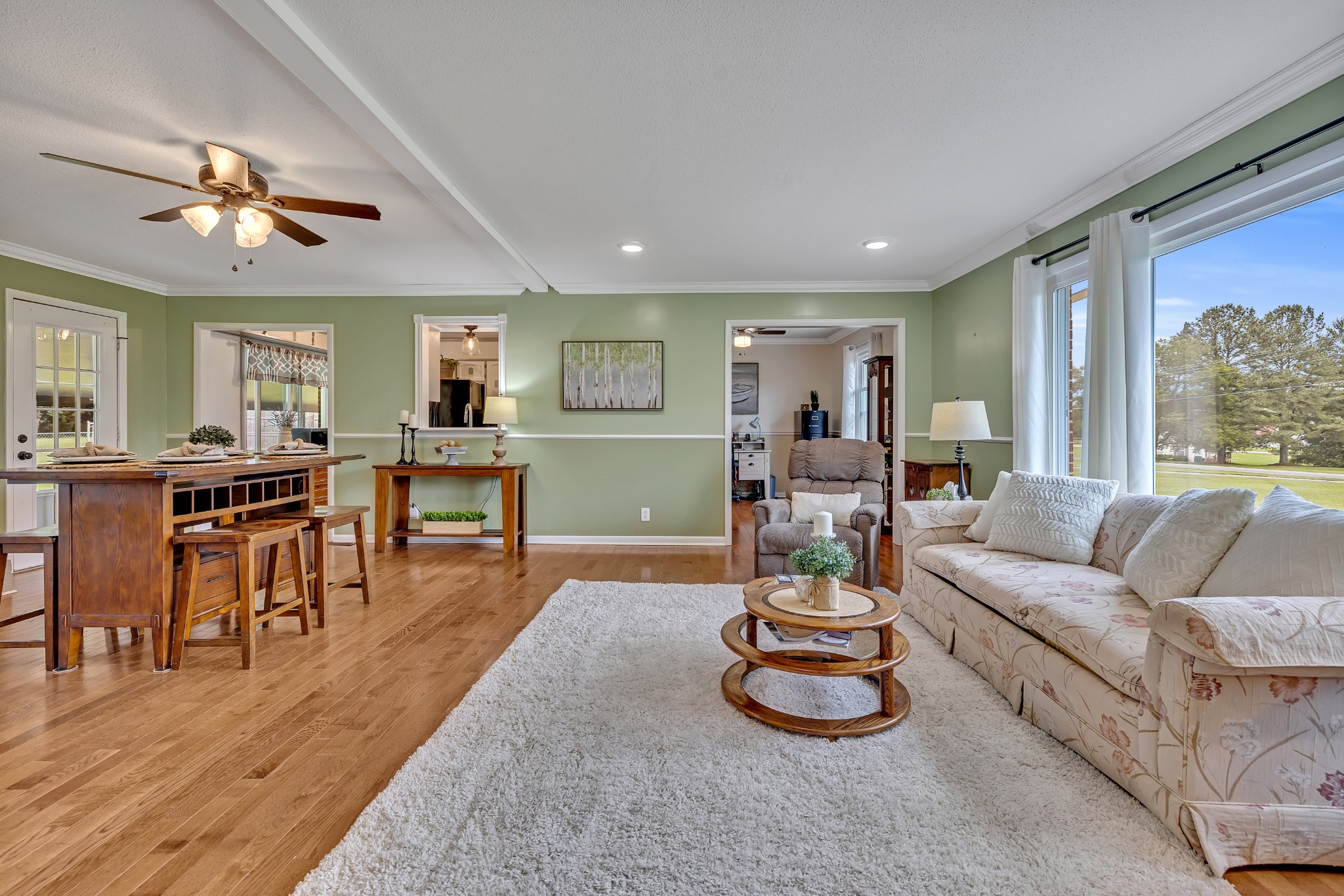 86 Royal Oak Dr