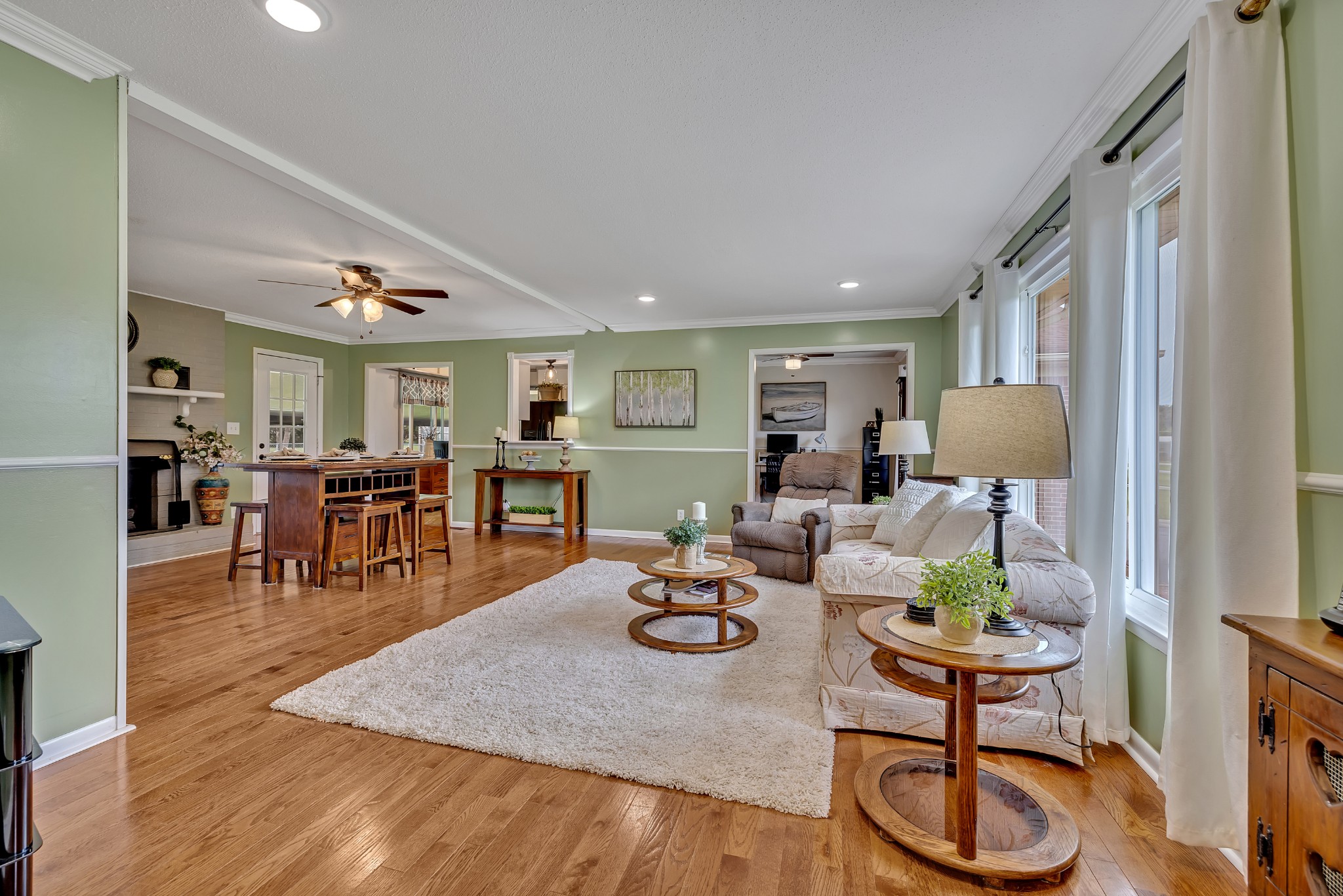 86 Royal Oak Dr