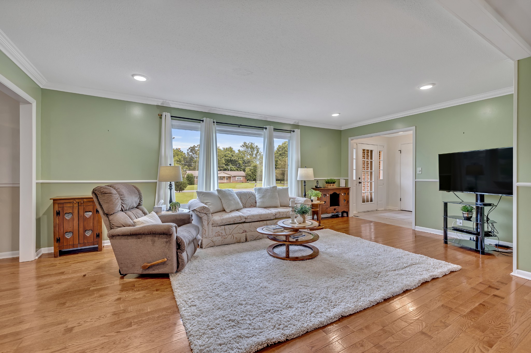 86 Royal Oak Dr
