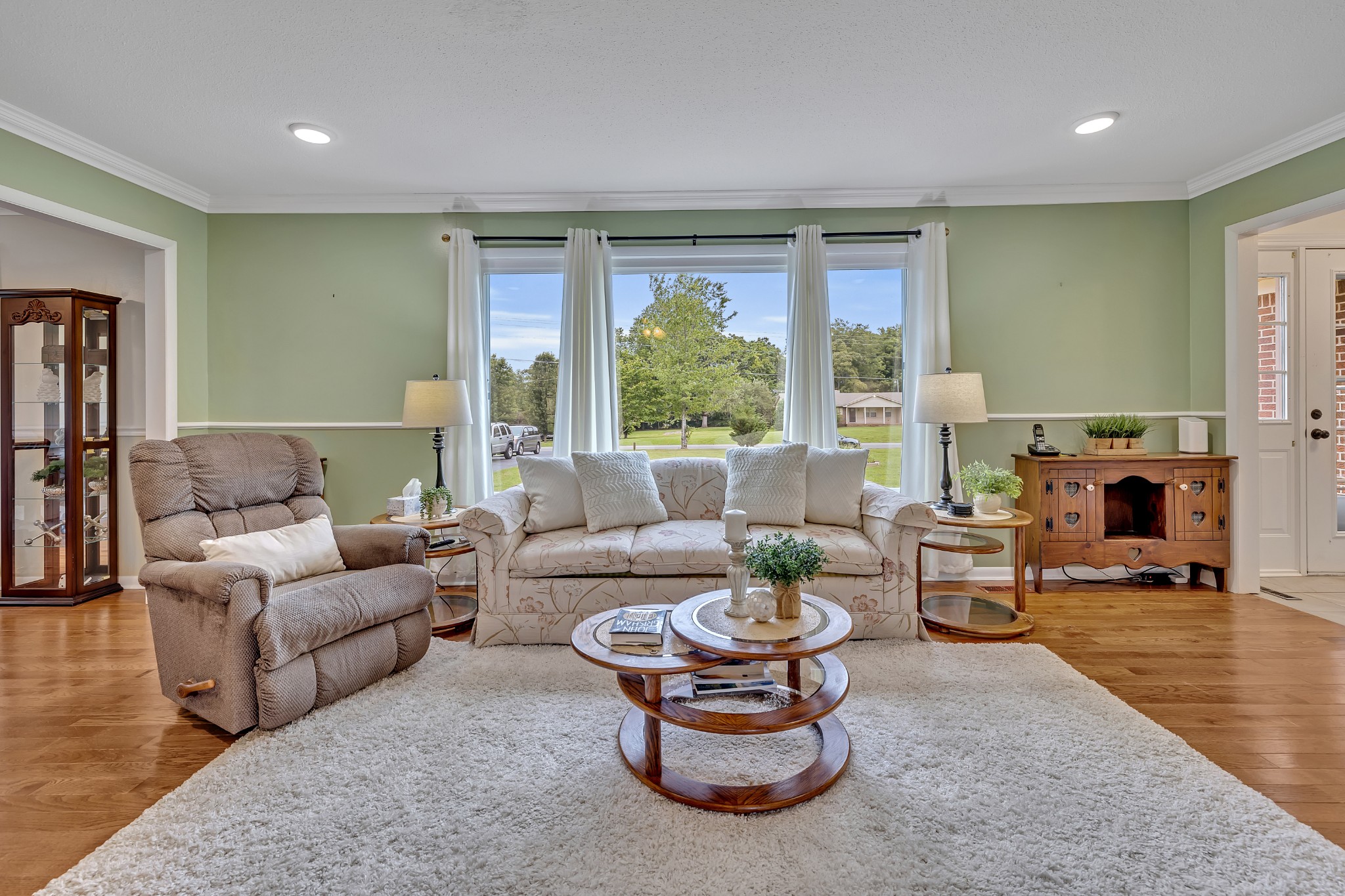 86 Royal Oak Dr