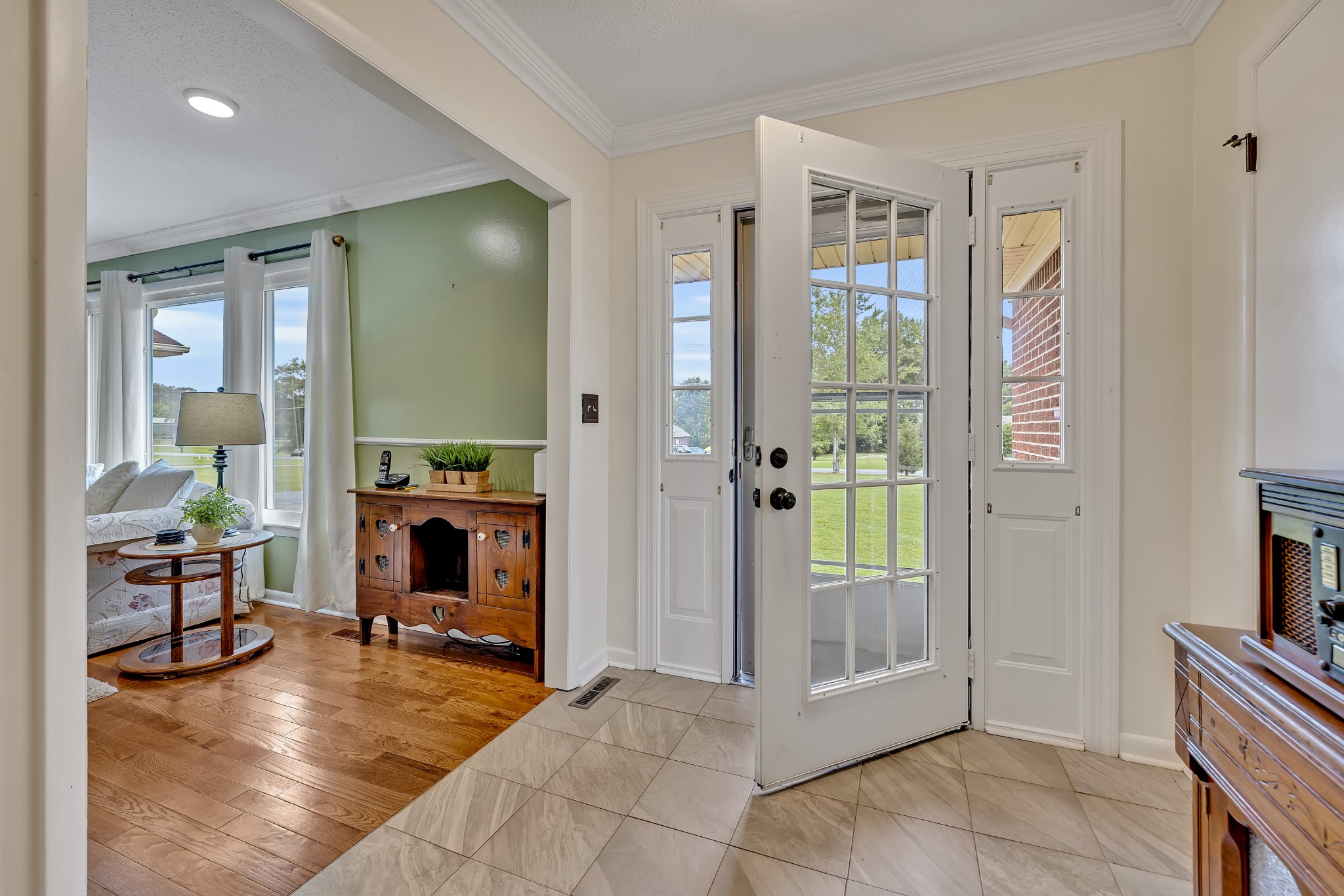 86 Royal Oak Dr