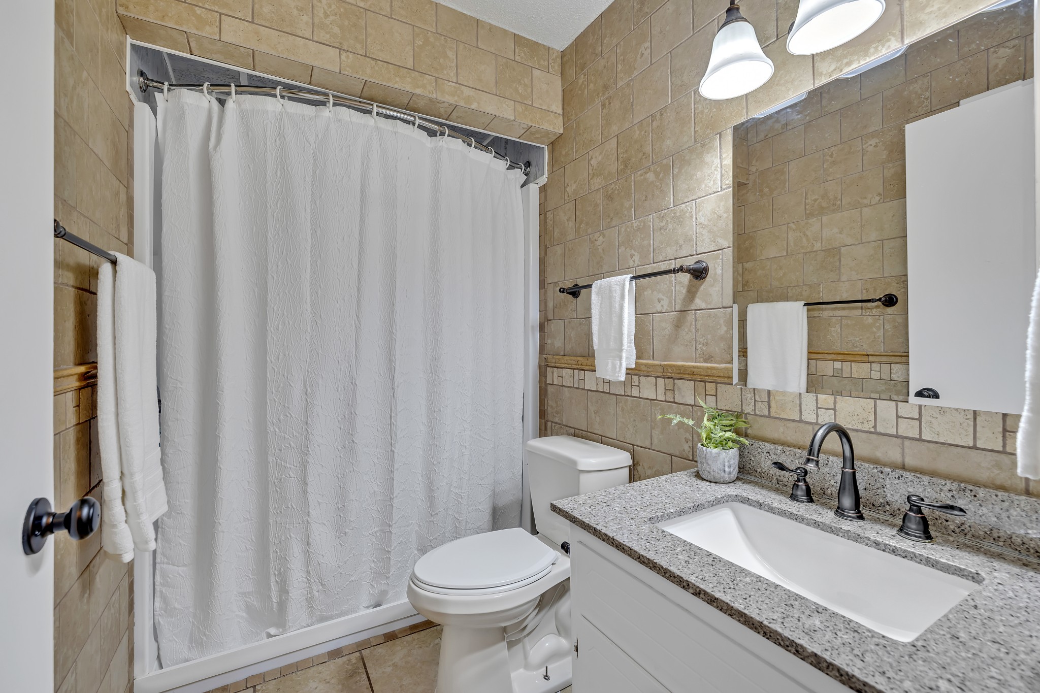 86 Royal Oak Dr