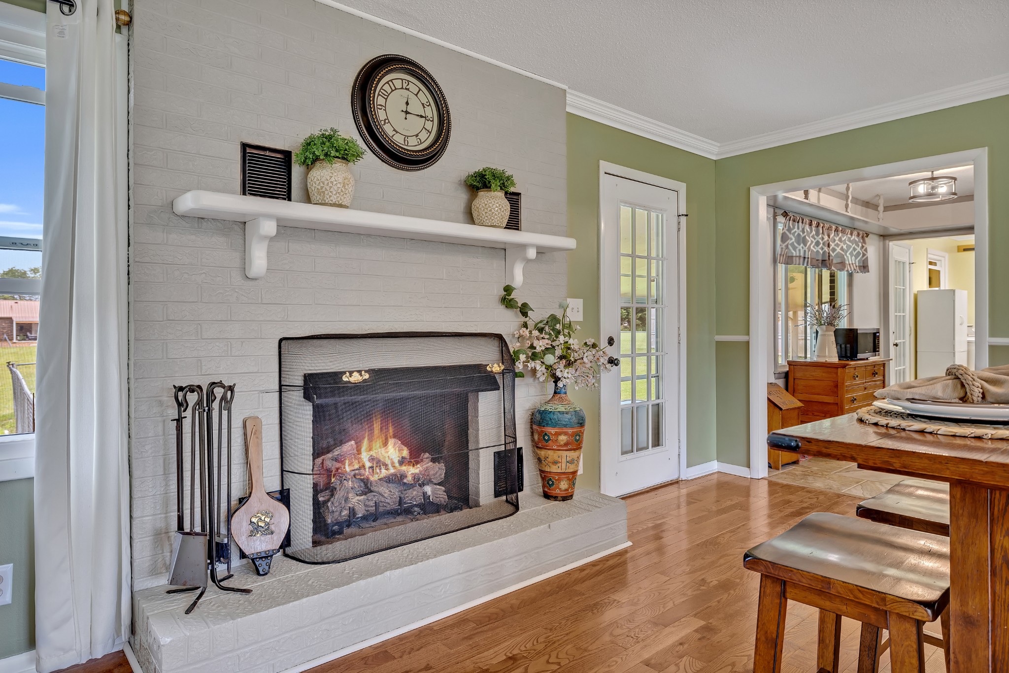 86 Royal Oak Dr