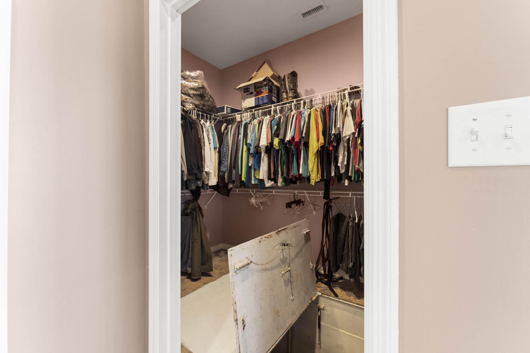 576 Floyd Ln