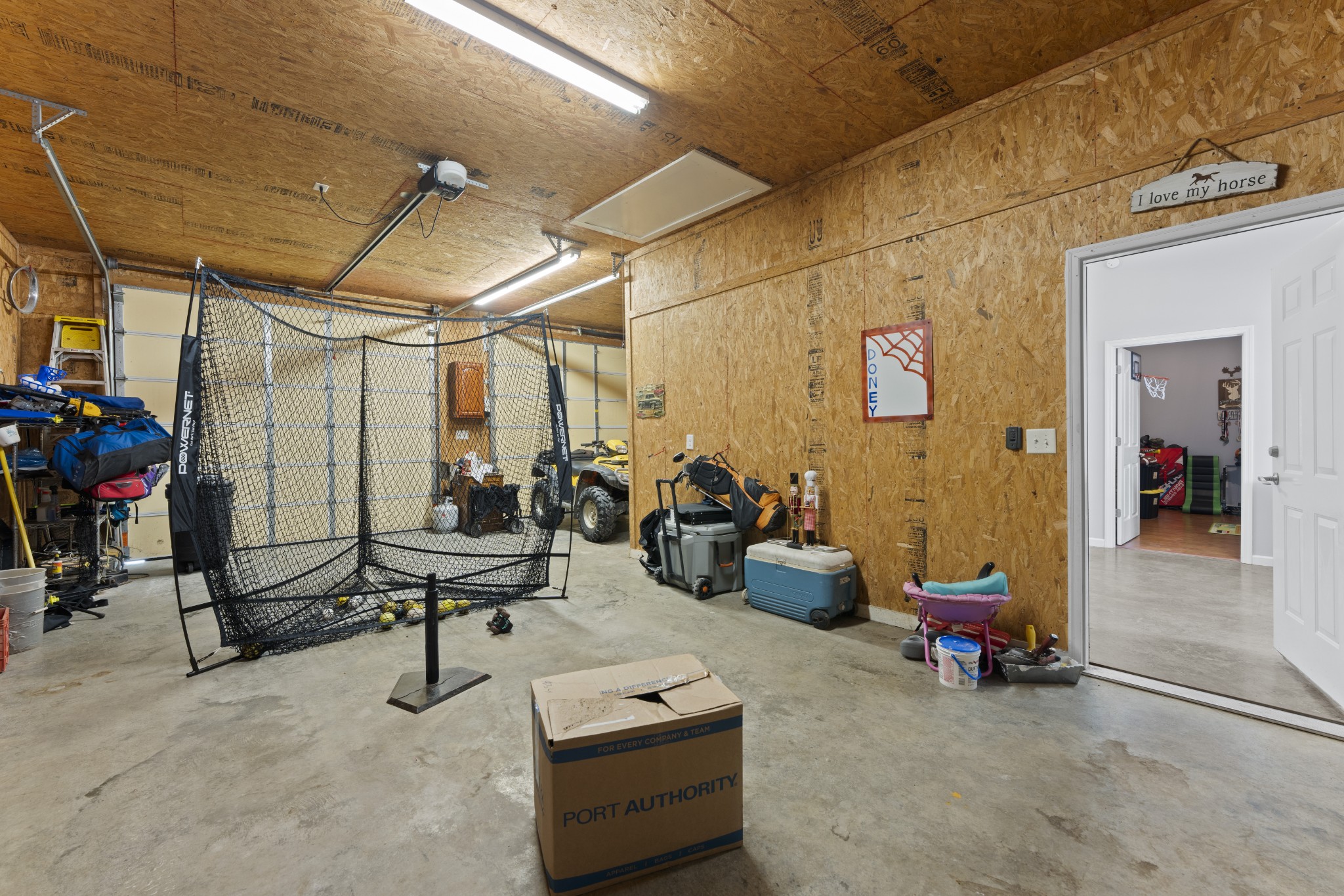 576 Floyd Ln