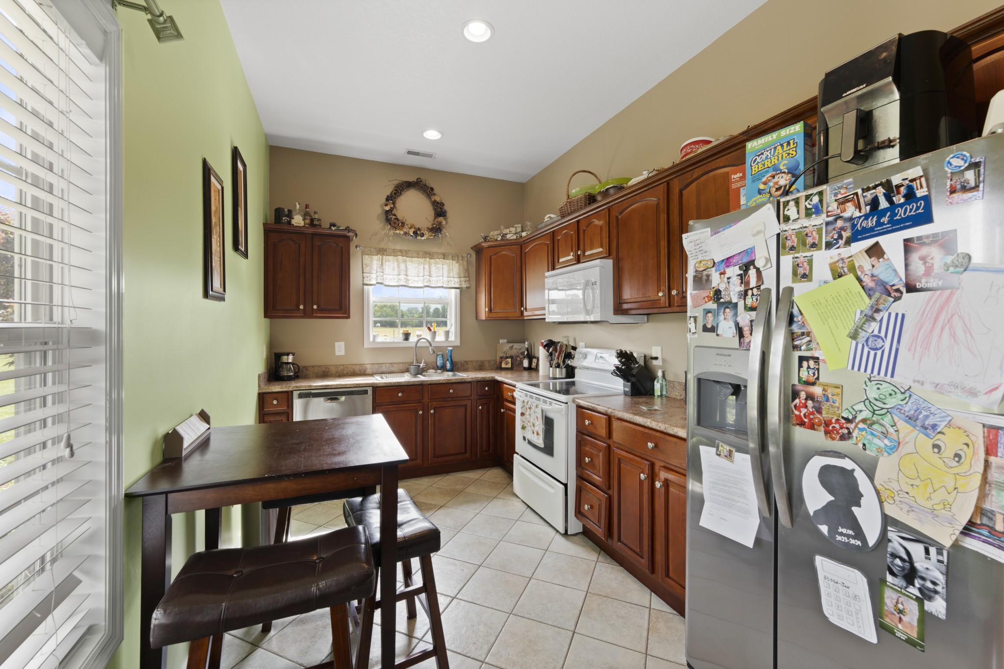 576 Floyd Ln