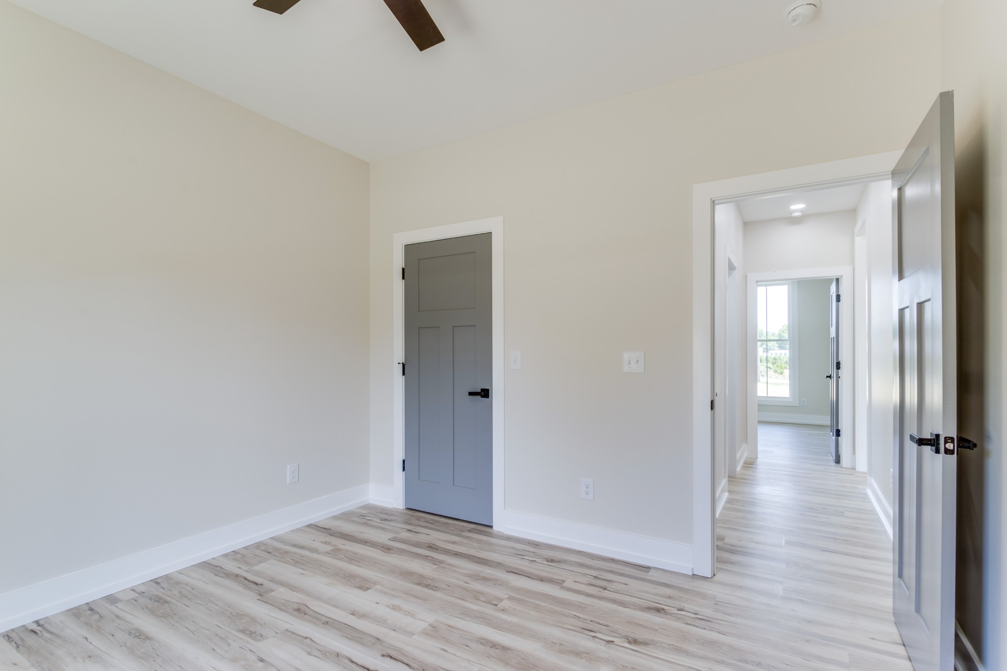 206 Country Club Rd