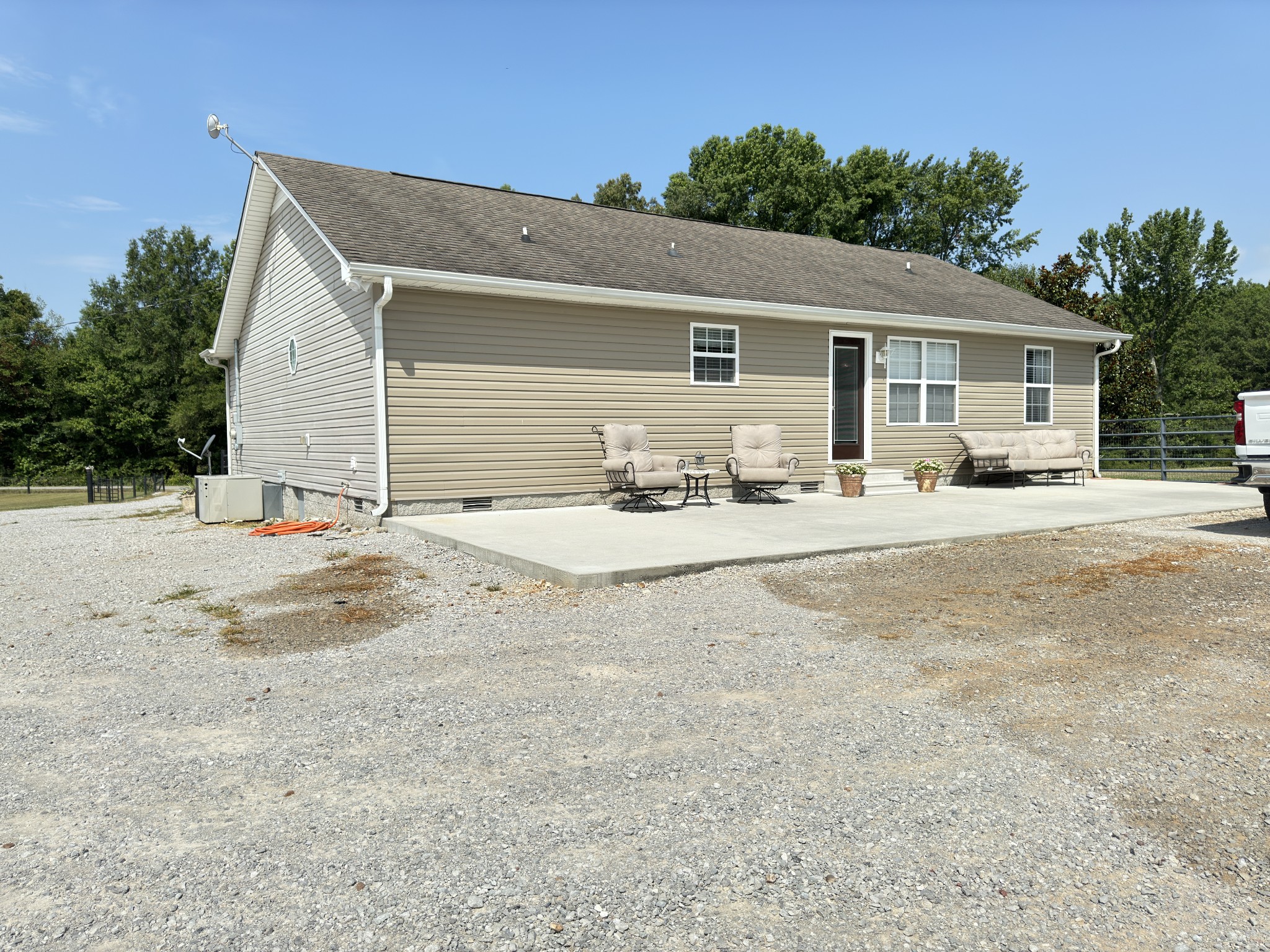 655 Clark Rd