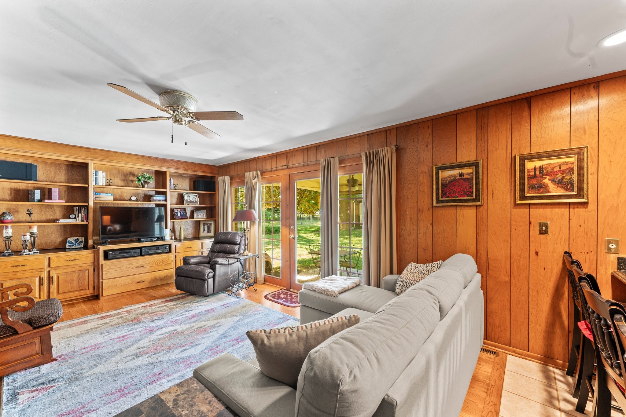1405 OLD ESTILL SPRINGS RD