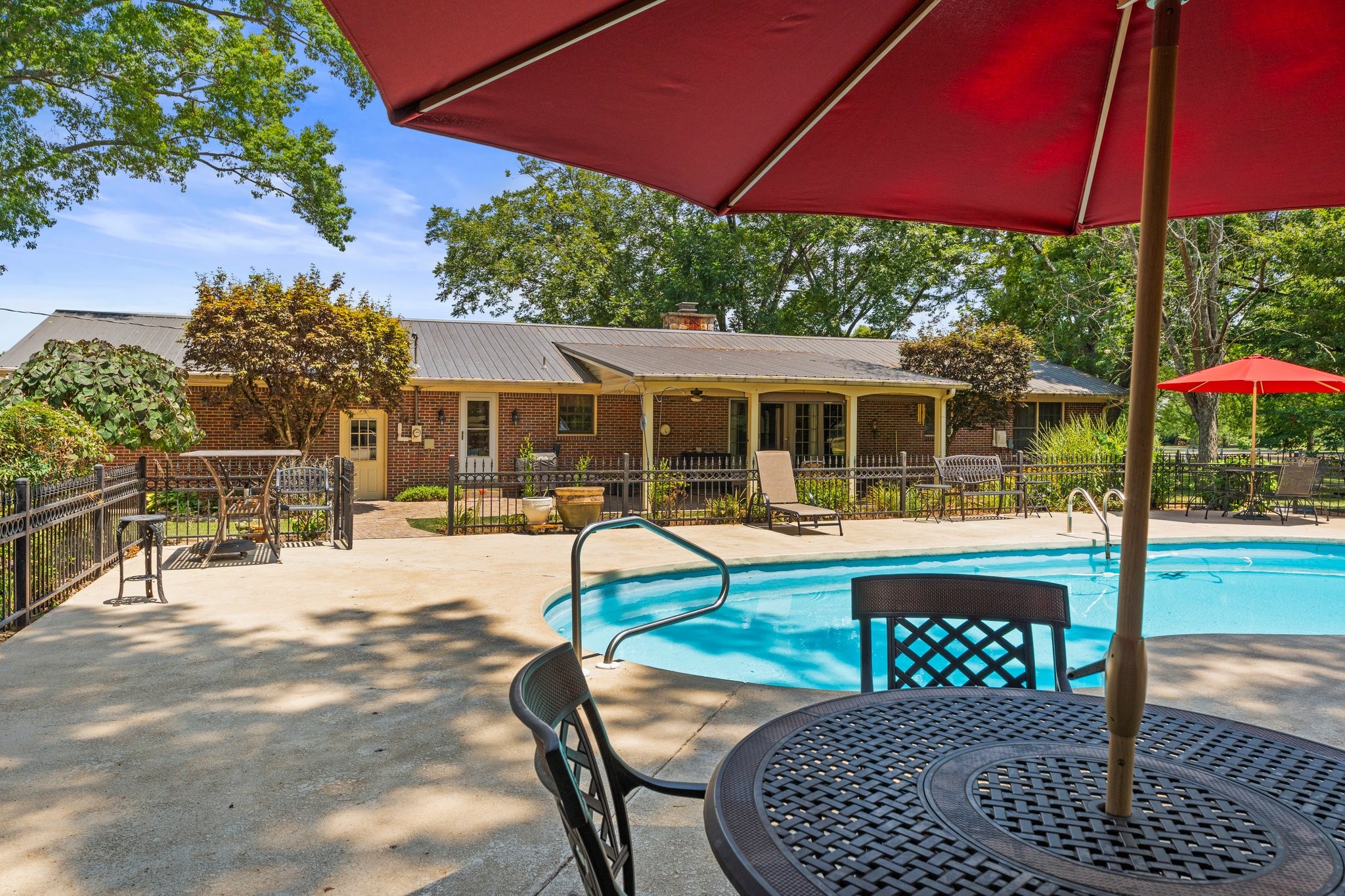1405 OLD ESTILL SPRINGS RD