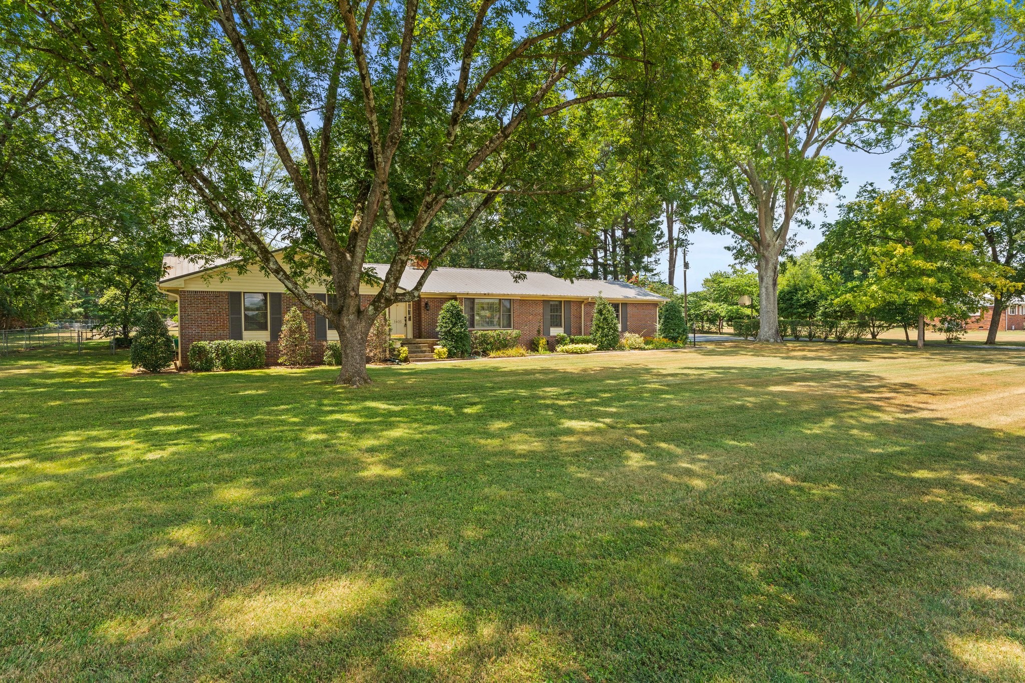1405 OLD ESTILL SPRINGS RD