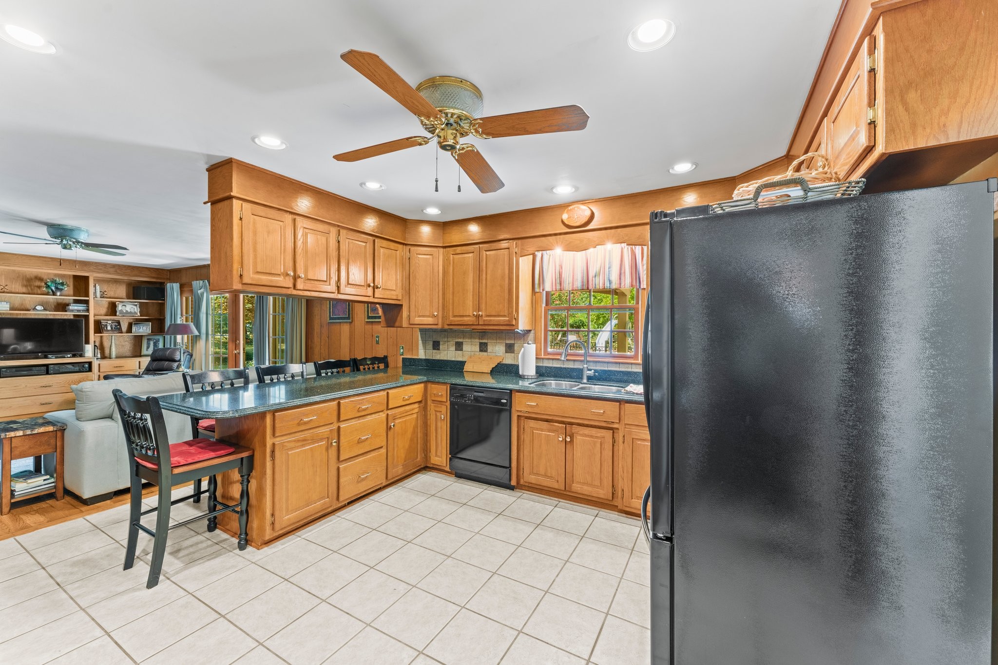 1405 OLD ESTILL SPRINGS RD