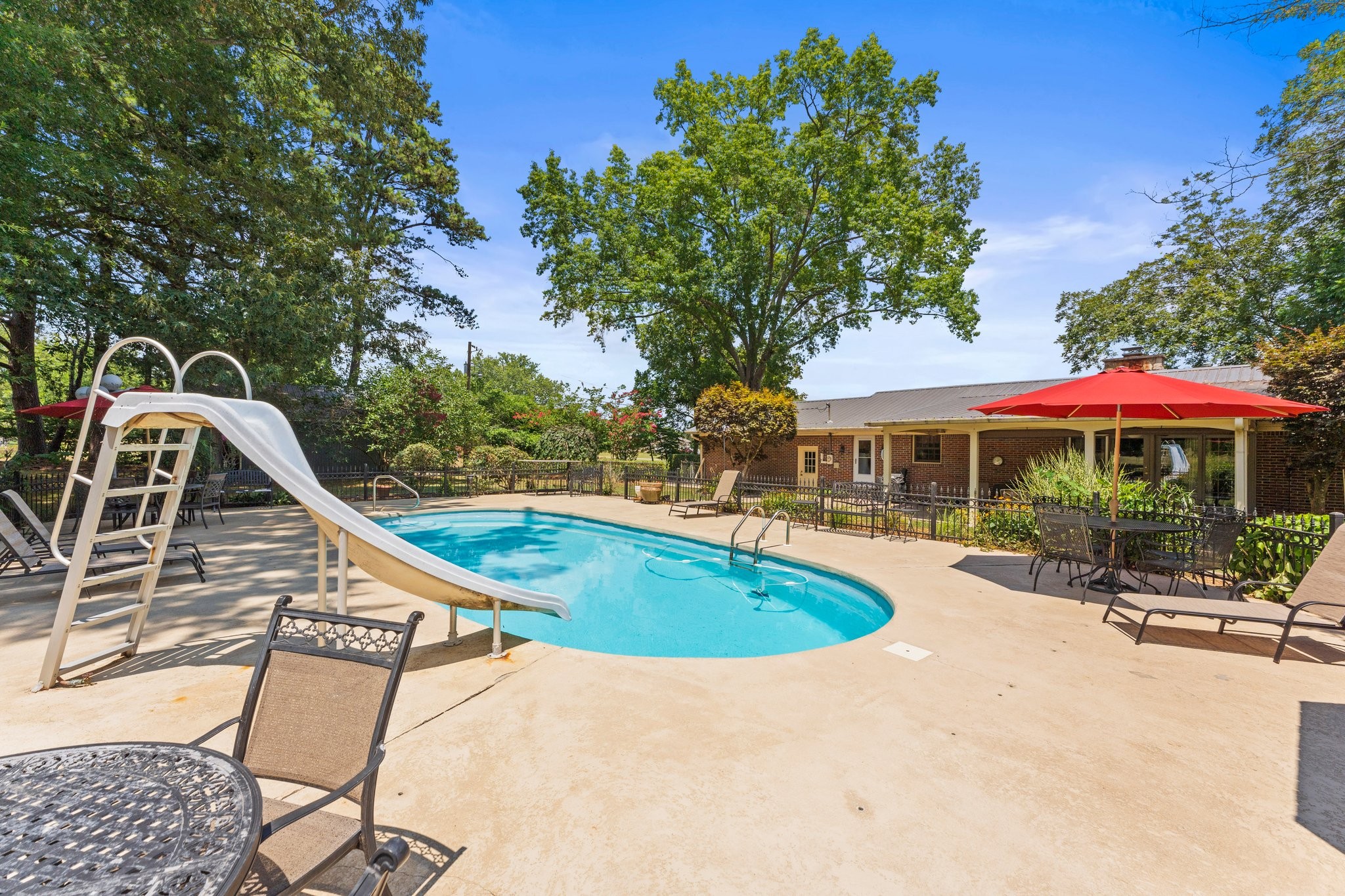 1405 OLD ESTILL SPRINGS RD