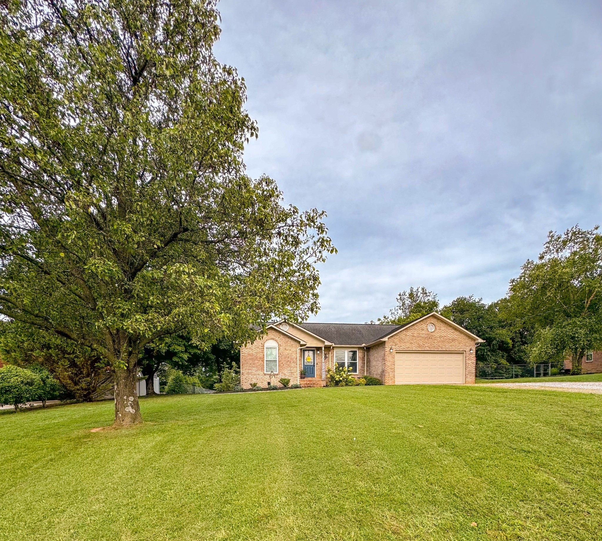 280 Susie Dr
