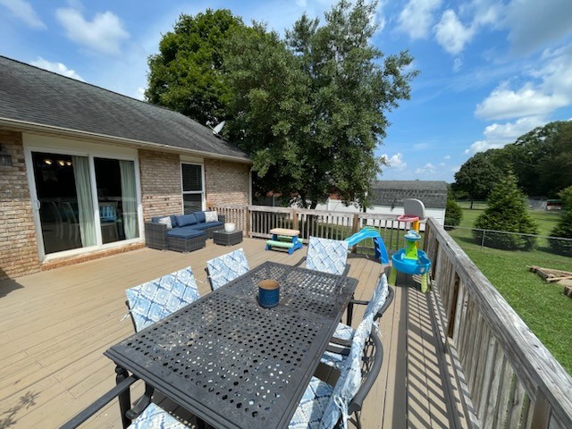 280 Susie Dr