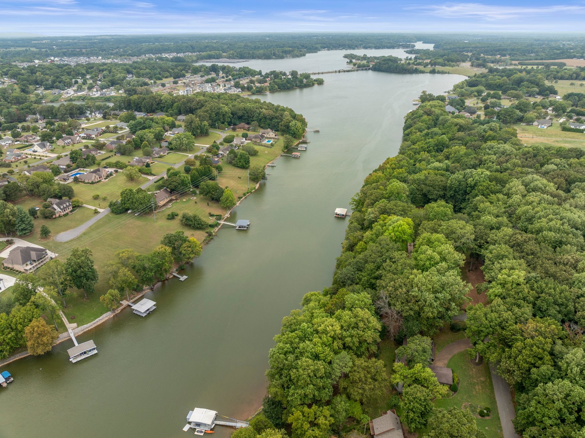 102 Spring Hill Dr